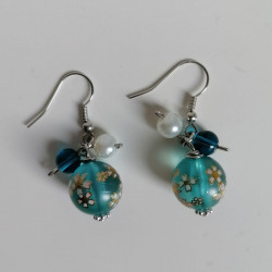 Cherry bead earrings-blue