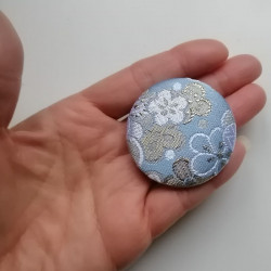 Covered button pin 5cm paleblue