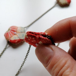 Plum flower necklace Red