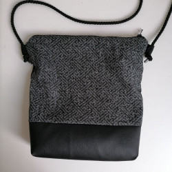 Mini shoulder bag -sayagata