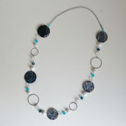 Paper necklace blue