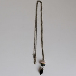 Necklace with mini manekineko