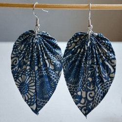 Earrings origami Leaf Chrysanthenum Blue