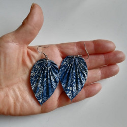 Earrings origami Leaf Chrysanthenum Blue