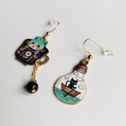 Earrings Cat enamel -black