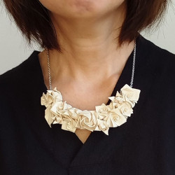 Flower origami choker S