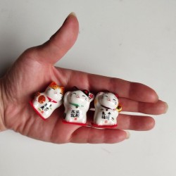 Set of 3 Ceramic Maneki Neko Lucky Cats