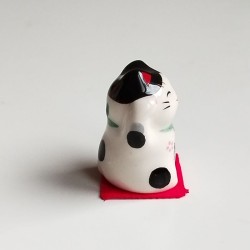 Small Ceramic Maneki Neko -Hachiware