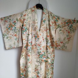 Kimono Komon sintetico -crema