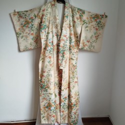 Kimono Komon sintetico -crema