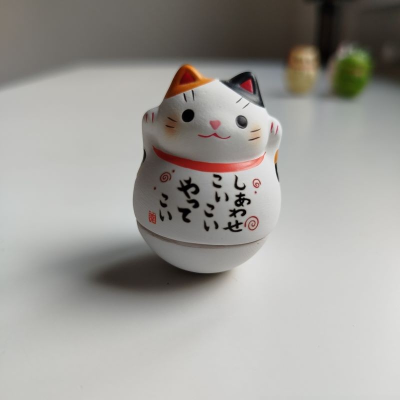 Swing lucky doll Cat Manekineko