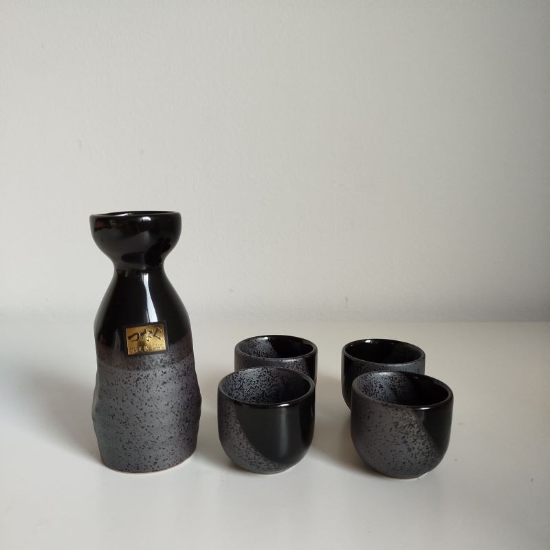 Sake Set Black