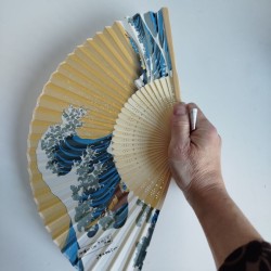 Japanese fan -Waves of Hokusai