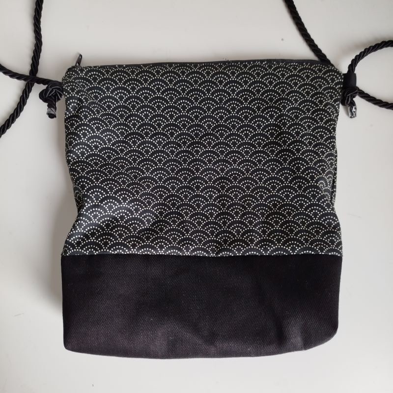 Mini shoulder bag -Seigaiha black