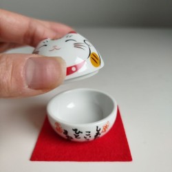 Manekineko small container