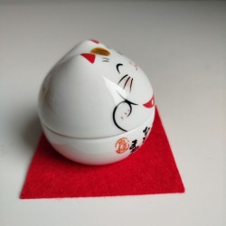 Manekineko small container