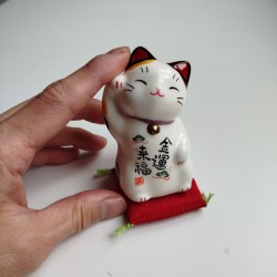 Gatto Manekineko zampa destra