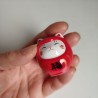 Gatto NekoDaruma con Omikuji -Rosso