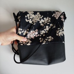 Mini shoulder bag -Cherry blossoms Black